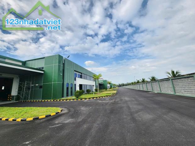 CHO THUÊ NHÀ XƯỞNG MỚI 100% TẠI KCN LONG AN – VỊ TRÍ SẦM UẤT, CƠ SỞ HẠ TẦNG TỐT Liên hệ: - 3