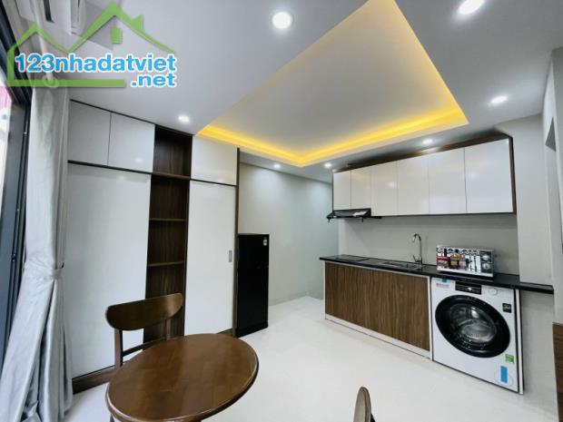 BÁN TÒA NHÀ CCMN NGÃ TƯ SỞ 80M2 6 TẦNG THANG MÁY 15PKK GIÁ CHỈ 13.8 TỶ