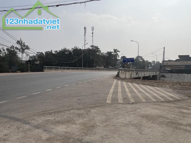 Cháy cháy,   Phố  Lộc Hà 40m Đất 2 mặt thoáng  👉bên cạnh nằm sát dự án đường mở rộng thẳn - 2