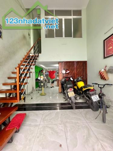 C101 🏡 BÁN NHÀ 2 TẦNG NGUYỄN THỊ THẬP, QUẬN 7 - DÒNG TIỀN ỔN ĐỊNH, CHÍNH CHỦ BÁN GẤP - 1