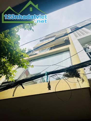 Bán nhà 5 tầng Phú Diễn, vị trí đẹp, đầy đủ tiện nghi. Bao thuế, phí sang tên sổ!