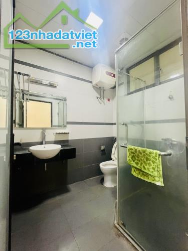 Bán nhà 5 tầng Phú Diễn, vị trí đẹp, đầy đủ tiện nghi. Bao thuế, phí sang tên sổ! - 4
