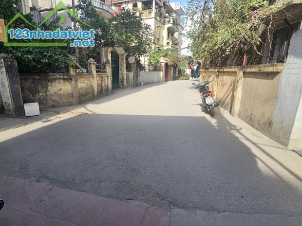 Phú Diễn - 38m- Lô góc 3 mặt thoáng – Ô tô– Giá chỉ 3,8 tỷ - 2