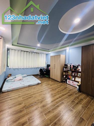 HL73.1 BÁN GẤP NHÀ HẺM XE TẢI RỘNG THÊNH THANG THÔNG TỨ HƯỚNG HƯƠNG LỘ 2 (73m2, 2 tầng) - 1
