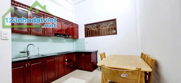 Nhà ĐẸP dân xây, ô tô đỗ cửa, ngõ thông ô tô tránh, 30m2, 4 tầng, giá 6 tỷ 900 triệu, tại - 2