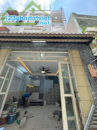Bán nhà Sổ Hồng riêng Quận 7 - DT: 4m x 7m - GIÁ: 3 TỶ 600 - 1