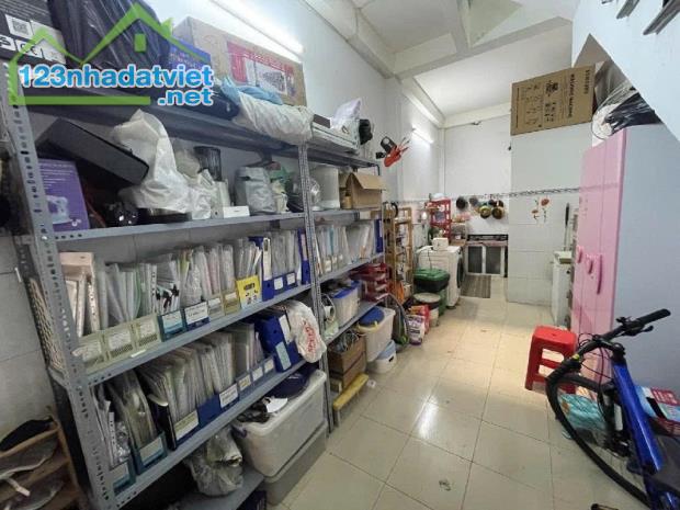 Chính Chủ - Hẻm 6M ,DT 45M2 ,4 Tầng Đúc Với 5PN,5WC - Lý Thái Tổ - Q10 - 3