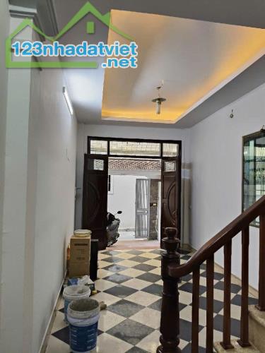 BÁN NHÀ MỚI ĐẸP – NGÕ NÔNG, Ô TÔ ĐỖ CỬA – 15M RA PHỐ KIM GIANG – GIÁ CHÀO MỚI 9.8 TỶ - 3