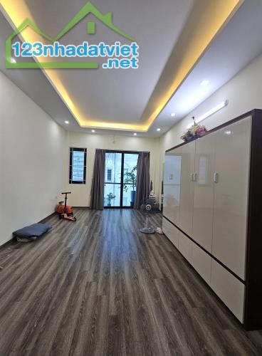 Căn nhà siêu đẹp phố Ngọc Trì – Thạch Bàn, 40m2, 5T, ngõ nông – giá chỉ 5.8 tỷ - 1