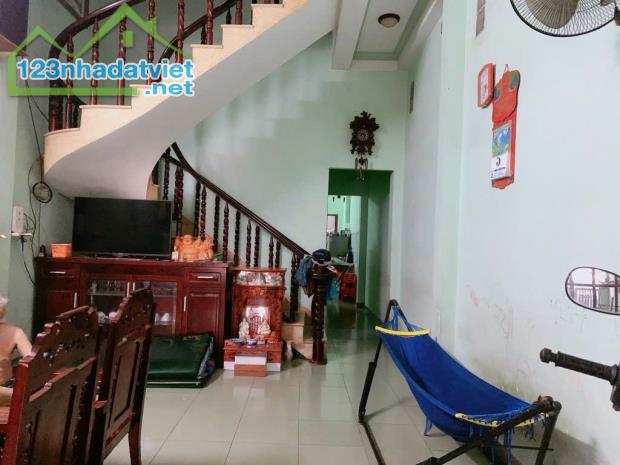 Chính chủ một đời bán nhà hẻm xe tái,4m x 25m, giá cho đầu tư chỉ 8,x tỷ - 3
