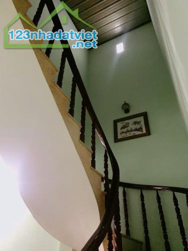 Chính chủ một đời bán nhà hẻm xe tái,4m x 25m, giá cho đầu tư chỉ 8,x tỷ - 1