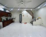 Bán nhà Âu Cơ – Ngay gần Hồ Tây – 40m2 – Chỉ 2,55 tỷ
