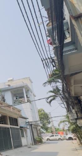 Bán nhà dòng tiền Phú Diễn, lô góc, thang máy, ô tô tránh vào nhà, dòng tiền