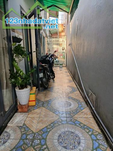Chính Chủ Cần bán nhanh căn nhà vị trí đẹp - giá tốt tại quận 12, TPHCM - 1