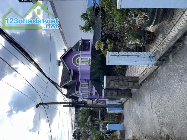 Bán nhà cạnh trung tâm thành phố . 100m2 - 4 tỷ 500
