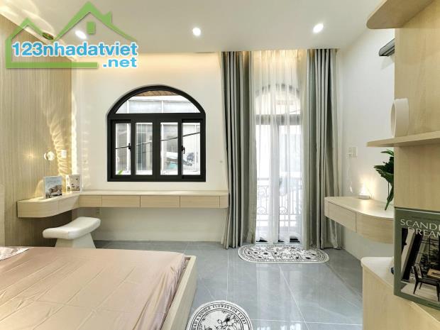 CHUNG CƯ MINI LÔ GÓC LÊ QUANG ĐẠO– 65M2-7 TẦNG THANG MÁY–16 PHÒNG KHÉP KÍN–DOANH THU 80
