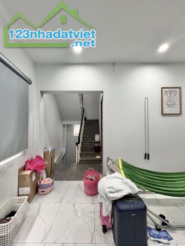 N91- Nhà Bán Phú Nhuận , Nguyễn Đình Chiểu , 65m2 ,  3 tầng btct , ngang  6  , 4 PN  ( 7 - 1