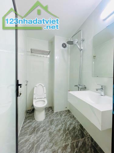 MẶT NGÕ NGUYỄN LƯƠNG BẰNG - 30M RA PHỐ - NGÕ THÔNG 3 GÁC - GIÁ 7 TỶ