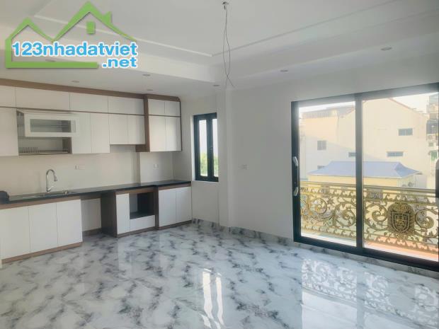 LÔ GÓC XUÂN ĐỈNH - ÔTÔ TRÁNH, ĐỖ NGÀY ĐÊM - 6 TẦNG THANG MÁY - GIÁ 14 TỶ - 2
