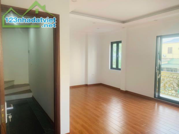 LÔ GÓC XUÂN ĐỈNH - ÔTÔ TRÁNH, ĐỖ NGÀY ĐÊM - 6 TẦNG THANG MÁY - GIÁ 14 TỶ - 1