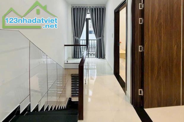 Bán nhà hẻm Đường Số 8, Gò Vấp, 30.6 m² (4.7m x 6.5m), 2 tầng, 2 PN - Giá 3.95 tỷ TL - 5