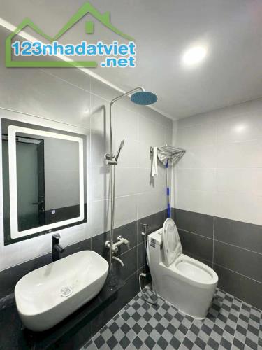 TRUNG TÂM TÂN PHÚ NGAY CHỢ VẢI PHÚ THỌ HÒA - NHÀ ĐẸP Ở NGAY - 52M2 (4x13) - CHỈ NHỈNH 4 TỶ - 4