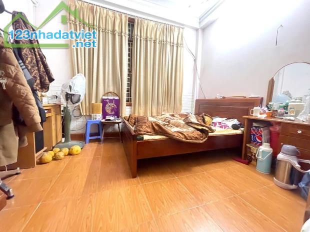 Cực hiếm. Bán nhà Vũ Tông Phan, Thanh Xuân. 35m2 x 4 Tầng. 2 THOÁNG. Ô TÔ. Hơn 7 Tỷ. - 1