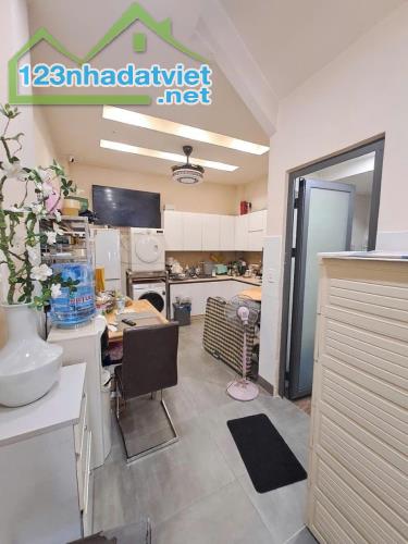 Bán Nhà 3 tầng mặt tiền ttn 10, tân thới nhất quận 12, 44m2 nhỉnh 5 tỷ - 2