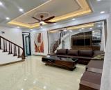 TRUNG TÂM ĐỐNG ĐA - CÁCH Ô TÔ 10M -  ĐẸP MỚI -  TIỆN NGHI - SANG TRỌNG