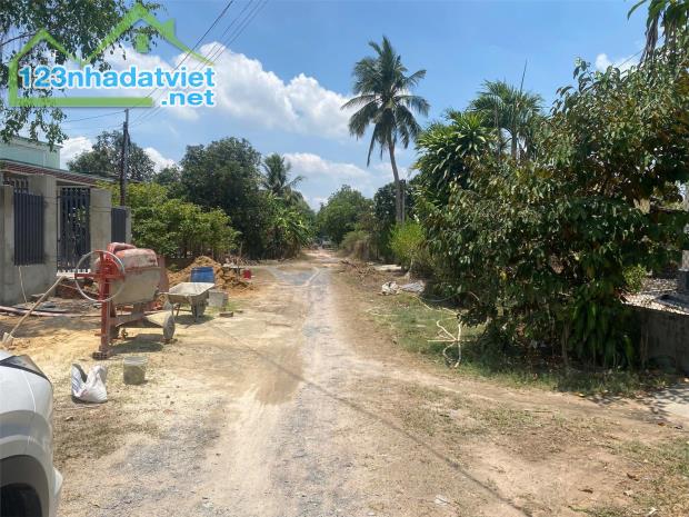 NHÀ CHÍNH CHỦ - 2 MẶT TIỀN - Ấp Trường Giang, Xã Trường Tây, TX Hòa Thành, Tây Ninh
