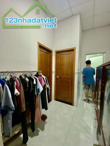 Bán Nhà Dương Thị Mười, 43m2, 2Tầng BTCT, Đường 4 m 100m ra Đường Xe Tải đua
