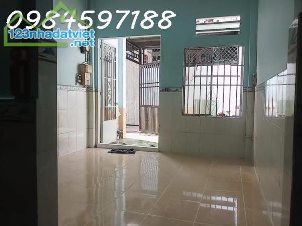 Giảm 200 tr giá chào mới 2,65 tỷ Bán gấp căn nhà Ngay Chợ Cầu giáp Gò Vấp sổ riêng 30m2 - 3
