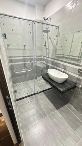 NHÀ MỚI, LẠC LONG QUÂN, TÂY HỒ-KD-Ô TÔ-THANG MÁY: 45/52M X8T, MT 6M, GIÁ 20,9 TỶ. - 4