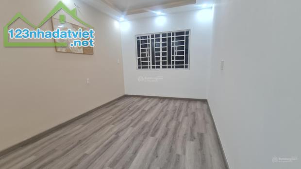 BÁN NHÀ MẶT TIỀN Nguyễn Văn Của, Q8 - 4.5x20m - nhỉnh 15 tỷ- Đang có dòng tiền - 3