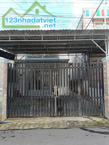 Bán nhà trung tâm Liên Nghĩa, gần chợ Đức Trọng, giá 4.5 tỷ - 5