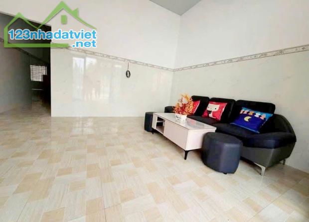 Chủ ngộp bán nhà 650 TRIỆU ở Bệnh Viện Xuyên Á Củ Chi 5x25 ( 128m2 ) Sổ hồng riêng - 1