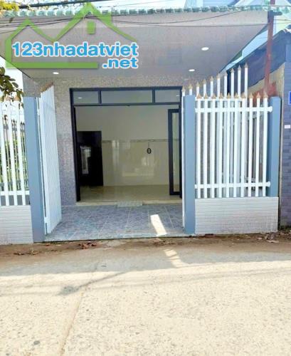 Chủ ngộp bán nhà 650 TRIỆU ở Bệnh Viện Xuyên Á Củ Chi 5x25 ( 128m2 ) Sổ hồng riêng - 4