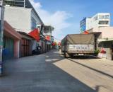 BÁN GẤP - NHÀ CÓ SÂN VƯỜN - GIÁ RẺ - CẠNH PHÚ MỸ HƯNG - 130M2  3 TẦNG - NHỈNH 13 TỶ (TLCC)