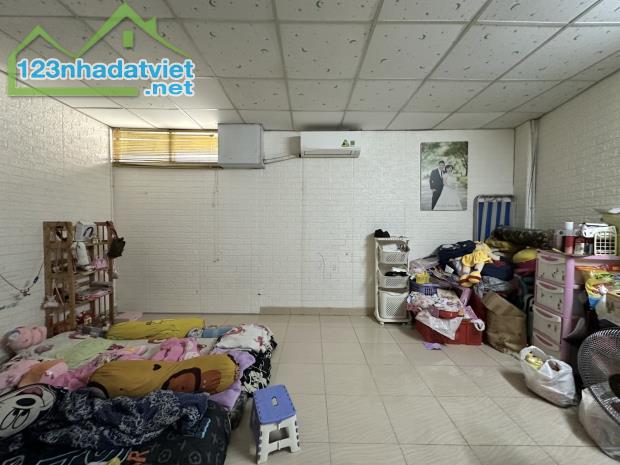 Bán nhà HẺM 4M, SÁT MẶT TIỀN TRẦN ĐÌNH XU Q1, 62m2 chỉ 7 tỷ 49 . TL - 4