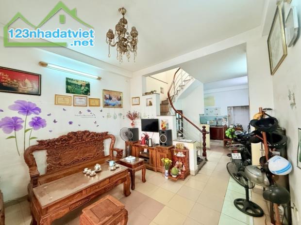 Bán nhà DT 60m2, Hẻm xe tải 6m Đường Tân Kỳ Tân Quý, Tân Phú - 1