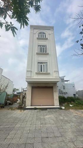 Mình cần bán nhà 5 tầng mặt tiền đường 15m Trường Sa , Phường Hòa Hải , Quận Ngũ Hành Sơn