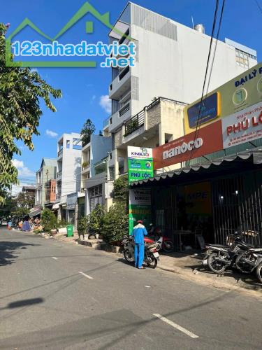 Bán GẤP Tòa nhà Căn Hộ Q7- Diện tích: 4,85m x 20m - Giá : 22,5 Tỷ - 3