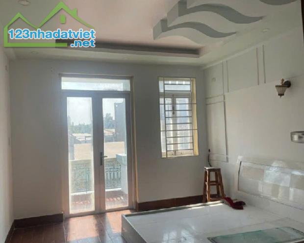 Chủ gửi: Chủ cần bán nhanh. Giảm 700tr. Còn 6ty500, HXH Thới An, Q12, 92m2, 5 tầng - 2