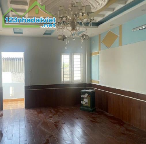 Chủ gửi: Chủ cần bán nhanh. Giảm 700tr. Còn 6ty500, HXH Thới An, Q12, 92m2, 5 tầng - 3