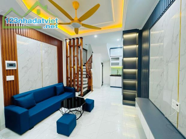 NHÀ PHẠM NGỌC THẠCH ĐỐNG ĐA 31M GIÁ 6.1 TỶ - 5