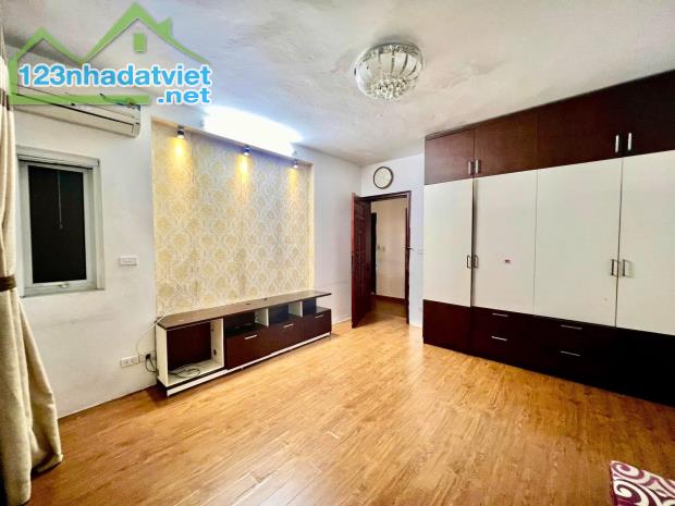 Bán Nhà Đẹp Ngõ Thông - Gần Ô Tô - Đường Thụy Khuê, Tây Hồ, Hà Nội . 83m2  giá 15.5 Tỷ - 3