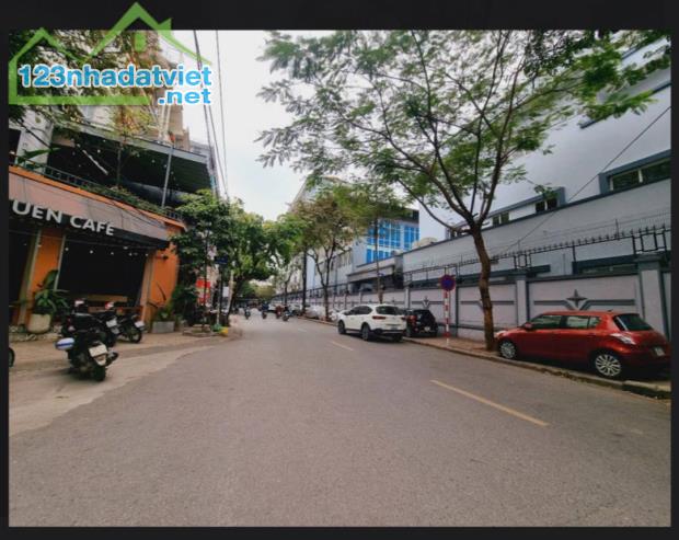 Cần bán nhà ngõ Thiên Hiền kinh doanh sầm uất. - 4