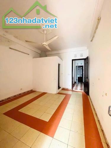 BÁN NHÀ XUÂN LA, TÂY HỒ, 70M, 5T, MT 4.5M, VỈA HÈ, OTO TRÁNH, KD ĐA DẠNG, 22 TY. - 3
