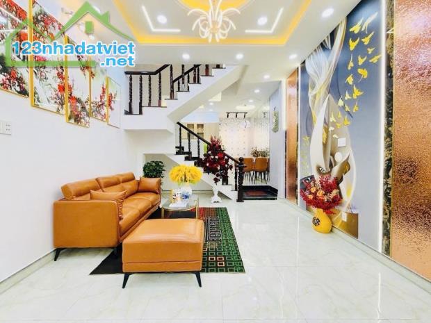 BÁN NHÀ GÒ VẤP 2 TẦNG – HẺM 1 TRỤC – GẦN TRUNG TÂM THƯƠNG MẠI EMART2 – CHỈ HƠN 4 TỶ - 4