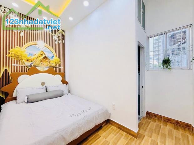 BÁN NHÀ GÒ VẤP 2 TẦNG – HẺM 1 TRỤC – GẦN TRUNG TÂM THƯƠNG MẠI EMART2 – CHỈ HƠN 4 TỶ
